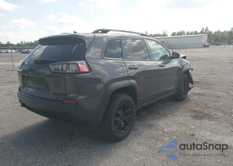 2022 Jeep Cherokee X 4X4 from USA, damaged, VIN 1C4PJMCX7ND556012